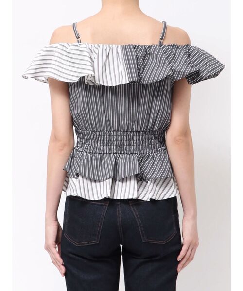 MURUA（ムルーア）の「カスケードスウィッチングフリルシャツ（シャツ/ブラウス・レディース・ブラック/ベージュ・FREE）」の6枚目の写真