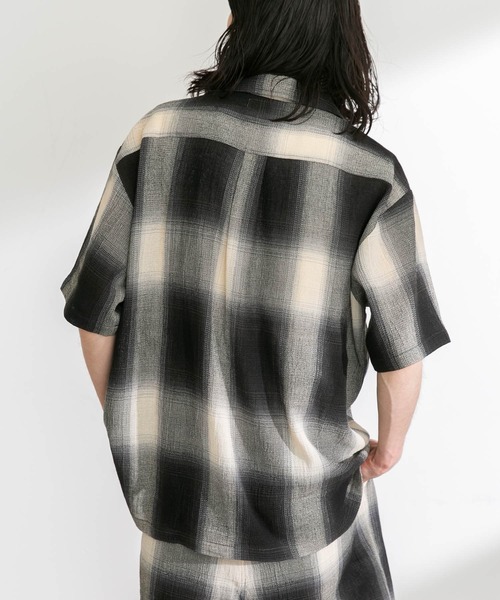 URBAN RESEARCHショートシャツ URBAN RESEARCH ブラウス シャツ ハーフスリーブタックショート