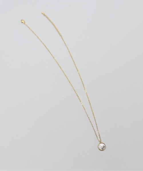ieLS(イエルズ)の「金属アレルギー対応「ieLS」ステンレス 天然石サークルネックレス(ネックレス・レディース・ホワイト/ブラウン・ONE SIZE)」の4枚目の写真