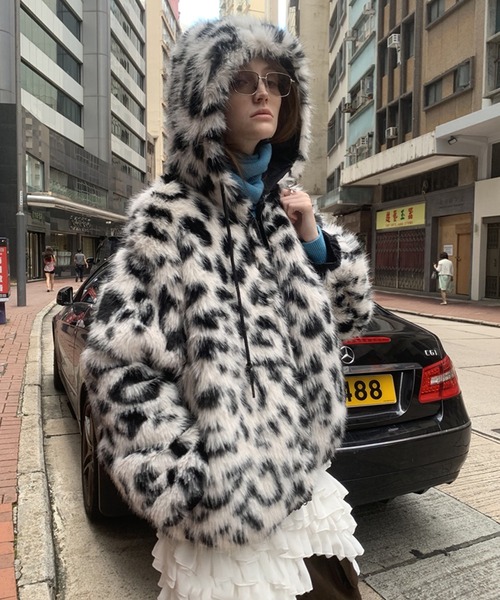 ⭕️タトラス　ジャケット　　　　ブルゾンNUPLEA （2）Mレオパード柄ファー タトラス ジャケット ブルゾン NUPLEA （2）M レオパード柄ファー