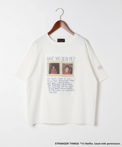 STRANGER THINGS】コラボ ポスター風プリントTシャツ（Tシャツ