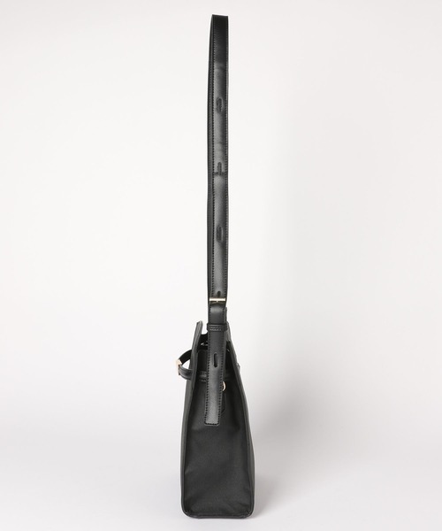 Andemiu（アンデミュウ）の「メタルベルトショルダー572529（ショルダーバッグ・レディース・ホワイト/ブラック・FREE）」の6枚目の写真