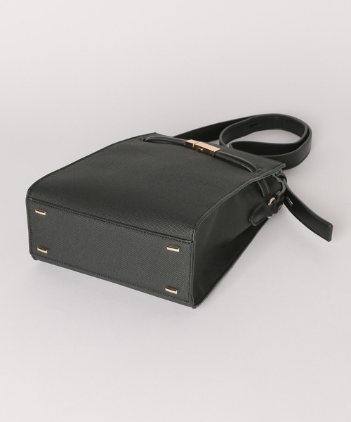 Andemiu（アンデミュウ）の「メタルベルトショルダー572529（ショルダーバッグ・レディース・ホワイト/ブラック・FREE）」の8枚目の写真