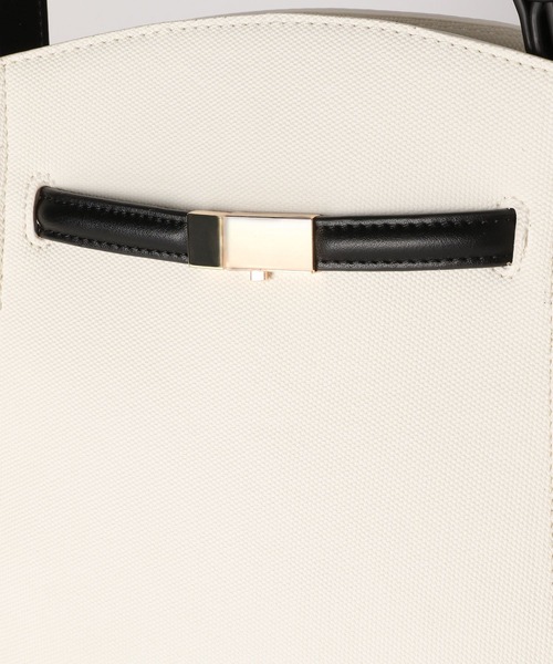 Andemiu（アンデミュウ）の「メタルベルトショルダー572529（ショルダーバッグ・レディース・ホワイト/ブラック・FREE）」の17枚目の写真