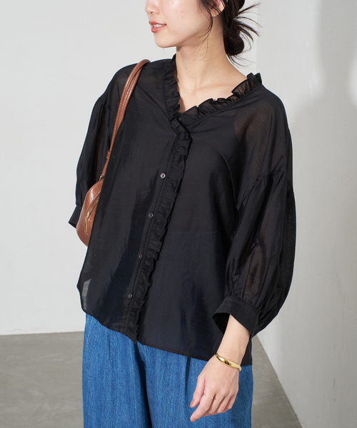 SLOBE IENA(スローブイエナ)の「カールマイヤーミニフリル 5分袖ブラウス(シャツ/ブラウス・レディース・ブラウン/ブラック・FREE)」の9枚目の写真
