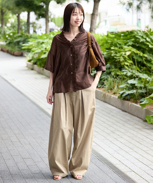 SLOBE IENA(スローブイエナ)の「カールマイヤーミニフリル 5分袖ブラウス(シャツ/ブラウス・レディース・ブラウン/ブラック・FREE)」の17枚目の写真