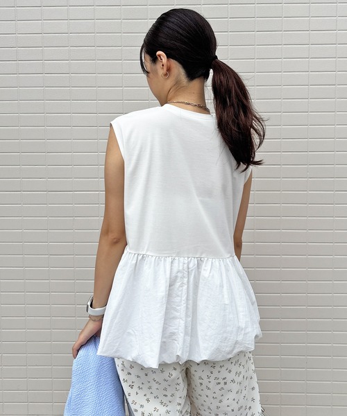 ISOOK（アイスー）の「【ISOOK / アイスー】バルーンペプラムフレンチT / シンプルトップス チュニック ロング丈 クルーネック ラウンドネック ノースリーブ フレンチスリーブ カットソー ブラウス 白T 黒T ホワイト ブラック ZOZOTOWN限定（シャツ/ブラウス・レディース・ブラック/ホワイト・FREE）」の5枚目の写真