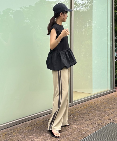 ISOOK（アイスー）の「【ISOOK / アイスー】バルーンペプラムフレンチT / シンプルトップス チュニック ロング丈 クルーネック ラウンドネック ノースリーブ フレンチスリーブ カットソー ブラウス 白T 黒T ホワイト ブラック ZOZOTOWN限定（シャツ/ブラウス・レディース・ブラック/ホワイト・FREE）」の22枚目の写真