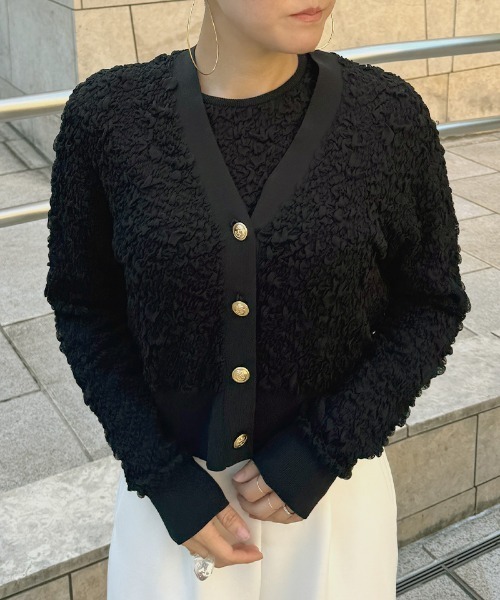 JENNE(ジェンヌ)の「膨れジャガード風エアリーニットカーディガン(カーディガン/ボレロ・レディース・ホワイト/ブラック・SMALL/MEDIUM/LARGE)」の9枚目の写真
