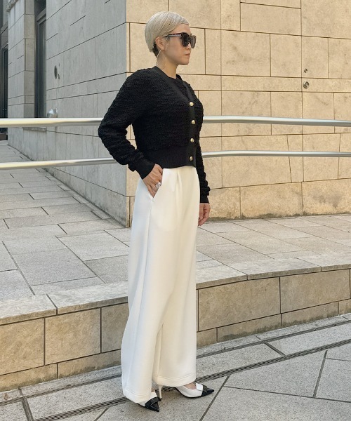 JENNE(ジェンヌ)の「膨れジャガード風エアリーニットカーディガン(カーディガン/ボレロ・レディース・ホワイト/ブラック・SMALL/MEDIUM/LARGE)」の10枚目の写真