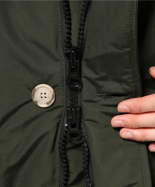 SHIPS　シップス　ダウン　カーキ SHIPS（シップス）の「SOFILETA N-2B DOWN BLOUSON（ダウン