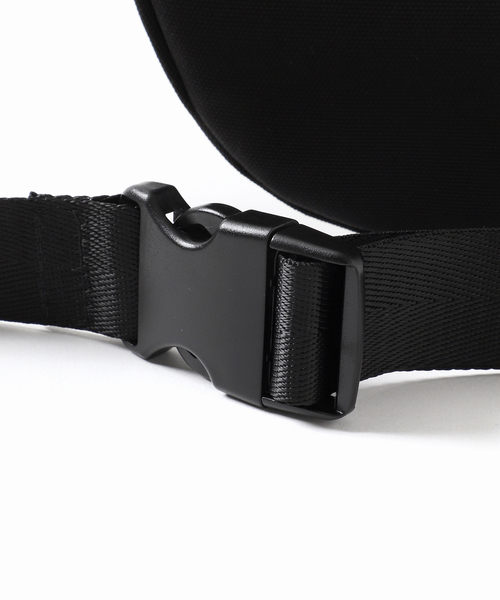 OUTDOOR PRODUCTS(アウトドアプロダクツ)の「OUTDOOR PRODUCTS ex WAIST POUCH ユニセックス使用可(ボディバッグ/ウエストポーチ・レディース・ブラック・FREE)」の8枚目の写真