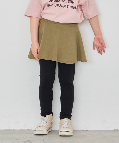 ever closet(エバークローゼット)の「ストレッチスカッツ(フレアタイプ)(スカート・キッズ・カーキ/イエロー系その他/ベージュ/ピンク系その他3/ブルー系その他/グリーン系その他/パープル系その他/ワインレッド・140cm/130cm/120cm/110cm/100cm/90cm/80cm/160cm/150cm)」の3枚目の写真