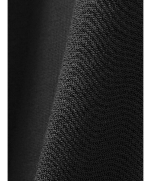 MidiUmi（ミディウミ）の「MidiUmi クルーネックニットプルオーバー（ニット/セーター・レディース・ライトブルー/チャコールグレー/ブラック/レッド・FREE）」の9枚目の写真