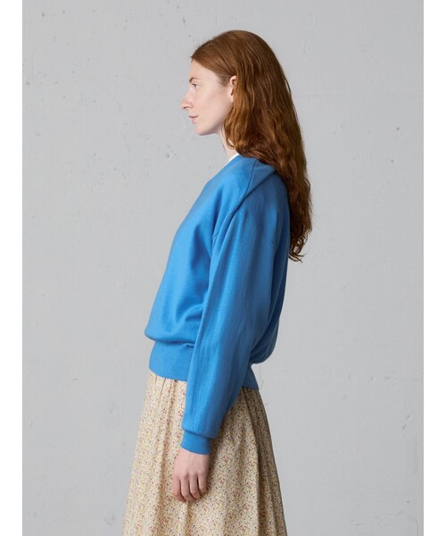 MidiUmi（ミディウミ）の「MidiUmi クルーネックニットプルオーバー（ニット/セーター・レディース・ライトブルー/チャコールグレー/ブラック/レッド・FREE）」の11枚目の写真