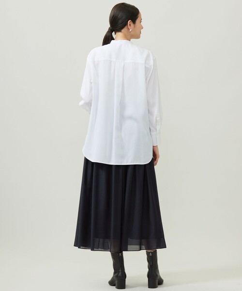 自由区(ジユウク)の「SOMELOSバンドカラー ブラウス(シャツ/ブラウス・レディース・アイボリー系/グレー系1/ふじ色系1・32)」の8枚目の写真