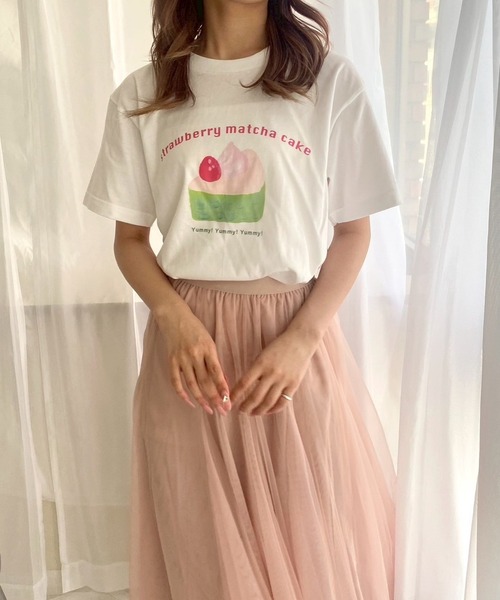 cuorequal(クオレコール)の「いちご抹茶ケーキ半袖Tシャツ(Tシャツ/カットソー・レディース・ホワイト・MEDIUM)」の1枚目の写真