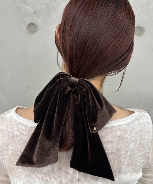 VIS（ビス）の「ビックベロアリボンヘアカフ（バレッタ/ヘアクリップ・レディース・ブラック/ブラウン・FREE）」の2枚目の写真