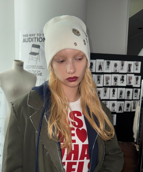 SHAGGIE（シャギー）の「【ViVi掲載】アイレット付きルーズニット帽（ニットキャップ/ビーニー・レディース・ブラック/グレー/ホワイト・FREE）」の13枚目の写真