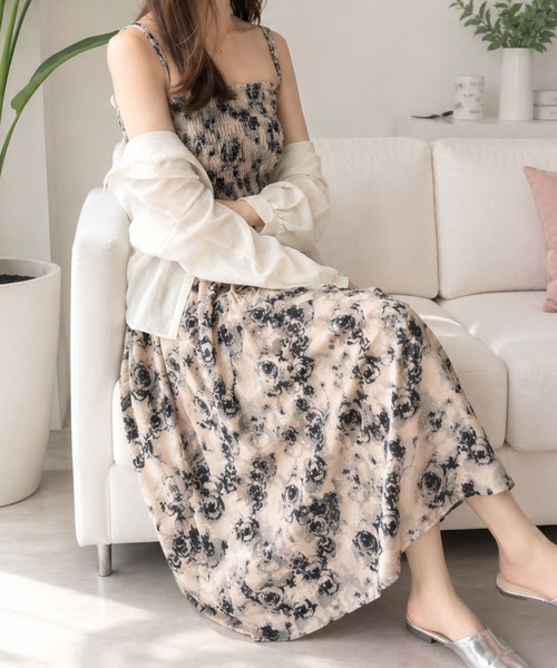 Amulet(アミュレット)の「【人気アイテム 再入荷】甘さと大人っぽさが絶妙♪ 花柄シャーリングマキシワンピース(ワンピース・レディース・ブラック/ピンク・S/M/L/XL)」の10枚目の写真