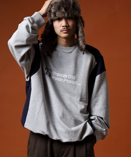 NERDY(ノルディ)の「カラーブロックスウェットシャツ(スウェット・メンズ・ベージュ/グレー系その他/グレー・S/M/L)」の20枚目の写真