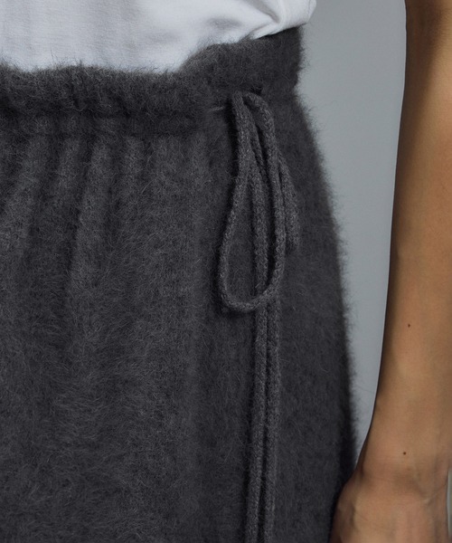 SALON adam et rope'(サロン アダム エ ロペ)の「フォックスカシミヤ混パンツ / セットアップ対応(その他パンツ・レディース・グレー/ベージュ系その他・FREE)」の10枚目の写真