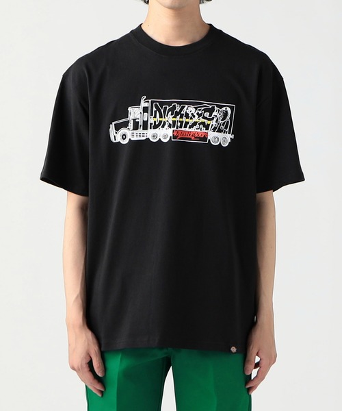 Dickies(ディッキーズ)の「Dickies/ディッキーズ DickiesxESOW 半袖Tシャツ(track)(Tシャツ/カットソー・メンズ・ホワイト/ブラック/ブラウン・X-LARGE/LARGE/MEDIUM)」の1枚目の写真