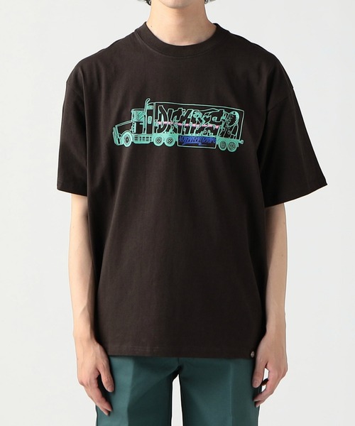 Dickies(ディッキーズ)の「Dickies/ディッキーズ DickiesxESOW 半袖Tシャツ(track)(Tシャツ/カットソー・メンズ・ホワイト/ブラック/ブラウン・X-LARGE/LARGE/MEDIUM)」の7枚目の写真