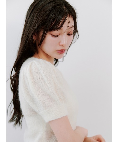 SNIDEL(スナイデル)の「シアーモヘヤパフスリニットプルオーバー(ニット/セーター・レディース・ピンク/アイボリー/ライラック/グレー・F)」の9枚目の写真