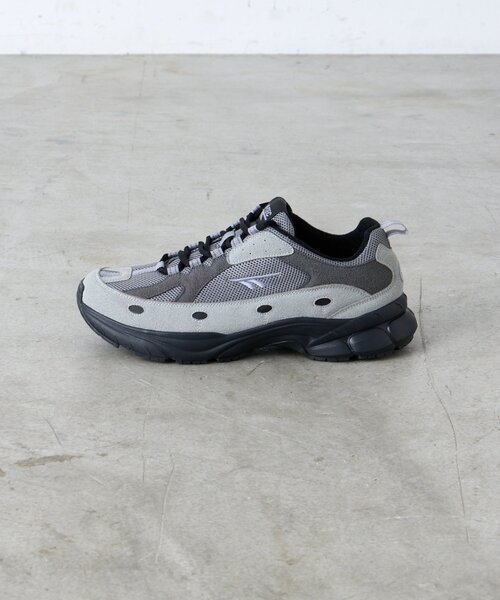 HI-TEC（ハイテック）の「【HIｰTEC】ADV RACER（スニーカー・メンズ・グレー/ホワイト・25cm/24cm/23cm）」の2枚目の写真