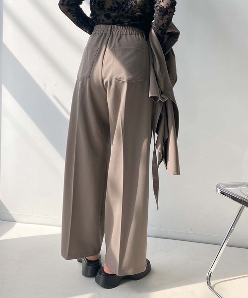 AS KNOW AS plus(アズノゥアズプラス)の「♪センタープレス タックワイドスラックスパンツ セットアップ可能(スラックス・レディース・ブラック/モカ/グレー・FREE)」の22枚目の写真