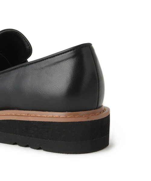 Juze（ジュゼ）の「ビットローファー/軽量（ローファー・レディース・ブラック/ベージュ・M/L）」の6枚目の写真