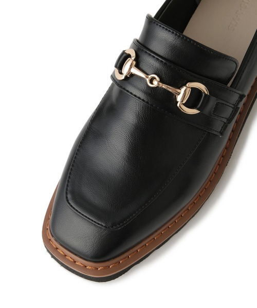 Juze（ジュゼ）の「ビットローファー/軽量（ローファー・レディース・ブラック/ベージュ・M/L）」の4枚目の写真