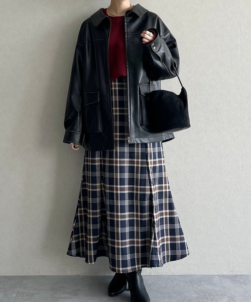 mysty woman（ミスティウーマン）の「アソートジップブルゾン　592567（ブルゾン・レディース・ブラック/キャメル・FREE）」の18枚目の写真