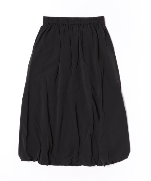 BELLUNA PLUS(ベルーナ)の「しぼ感素材バルーンスカート(スカート・レディース・ブラック/チャコール・X-LARGE/LARGE/SMALL/MEDIUM)」の3枚目の写真