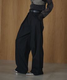 kivi（キヴィ）の「タックワイドスラックス（スラックス）」