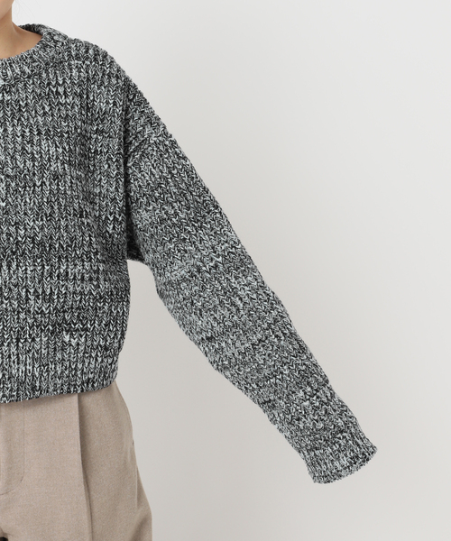 CITYSHOP(シティーショップ)の「AZE BULKY ZIP カーディガン:ニット(ニット/セーター・レディース・ブラック/パープル・FREE)」の17枚目の写真