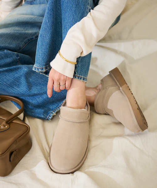 美品♡FRAMeWORK UGG Classic slipper 25 ≪追加≫UGG CLASSIC SLIPPER 2（その他シューズ）｜FRAMeWORK