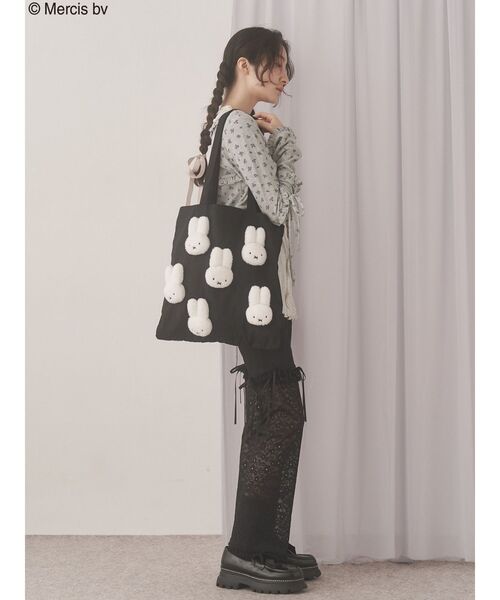 merry jenny(メリージェニー)の「もこもこmiffyトート(トートバッグ・レディース・アイボリー/ブラック・FREE)」の8枚目の写真