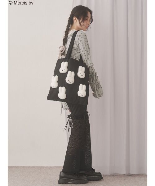 merry jenny(メリージェニー)の「もこもこmiffyトート(トートバッグ・レディース・アイボリー/ブラック・FREE)」の9枚目の写真