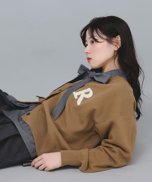 le.coeur blanc（ルクールブラン）の「★再入荷《手洗い可能》サガラ刺繍Vカーディガン（カーディガン/ボレロ・レディース・キャメル/アイボリー/グレー/レッド/ネイビー・38）」の4枚目の写真