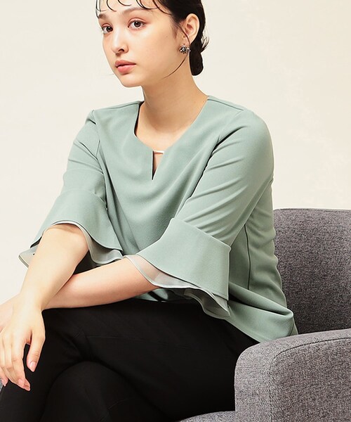 Sunauna(スーナウーナ)の「【4色展開/袖ラッフル】プルオーバー(Tシャツ/カットソー・レディース・ブラック/ネイビー/ライトベージュ/グリーン系・34/38/40)」の21枚目の写真