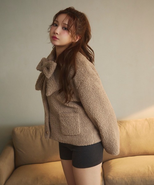 TITTY&CO.（ティティーアンドコー）の「リボンボアジャケット（その他アウター・レディース・ベージュ/モカ/アイボリー・FREE）」の11枚目の写真