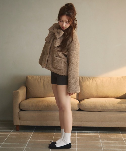 TITTY&CO.（ティティーアンドコー）の「リボンボアジャケット（その他アウター・レディース・ベージュ/モカ/アイボリー・FREE）」の6枚目の写真