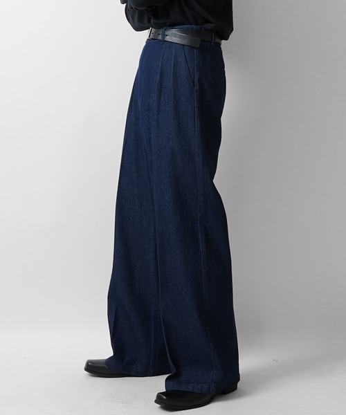 Confirm（コンファーム）の「【新色追加】 ヴィンテージメイク 箔デニム グラデーションデニム ケミカルウォッシュ加工 デニム / ツイル タック ワイドストレートスラックスパンツ / ロールアップ デニムスラックス（デニムパンツ・メンズ・ブラック/ブラック系その他2/グレー系その他/サックスブルー/ブルー系その他2/ブラック系その他/ブラック系その他3/グレー/チャコールグレー/ベージュ/インディゴブルー/ブラック系その他4/ブラウン/グレー系/ブラック系/ブルー系・M/L/XL/S）」の14枚目の写真