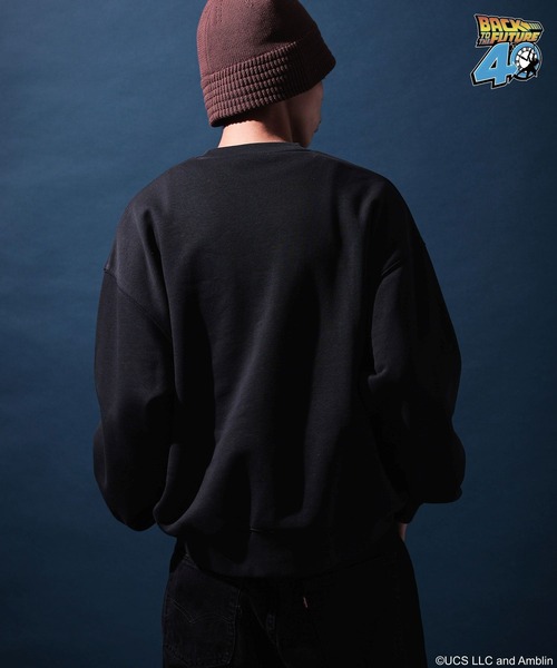 niko and...(ニコアンド)の「【バック・トゥ・ザ・フューチャー】コラボプリントプルオーバー(スウェット・メンズ・ブラック/オフホワイト/ブルー/イエロー・MEDIUM/LARGE)」の18枚目の写真