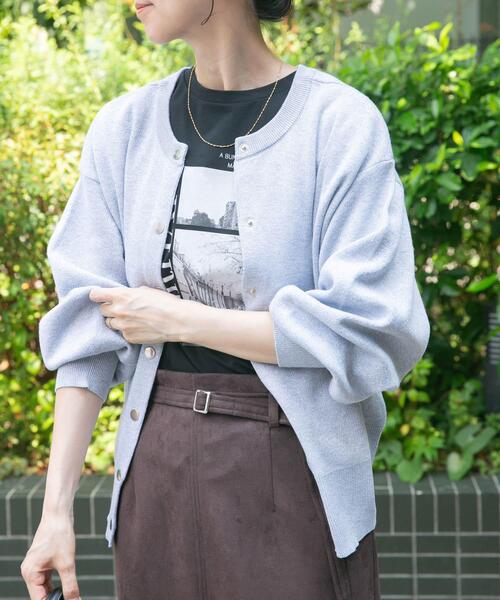ITEMS URBANRESEARCH(アイテムズ アーバンリサーチ)の「ドットボタンラメニットカーディガン(カーディガン/ボレロ・レディース・グレー/レッド/ブラック・FREE)」の3枚目の写真