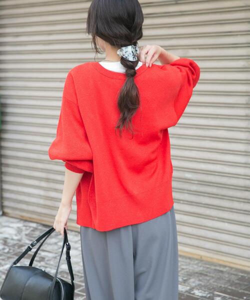 ITEMS URBANRESEARCH(アイテムズ アーバンリサーチ)の「ドットボタンラメニットカーディガン(カーディガン/ボレロ・レディース・グレー/レッド/ブラック・FREE)」の5枚目の写真