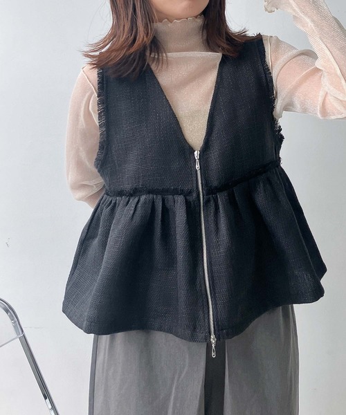 AS KNOW AS plus(アズノゥアズプラス)の「♪Wジップファスナー フリンジぺプラムベスト(ベスト・レディース・グレー/アイボリー/ブラック・FREE)」の22枚目の写真