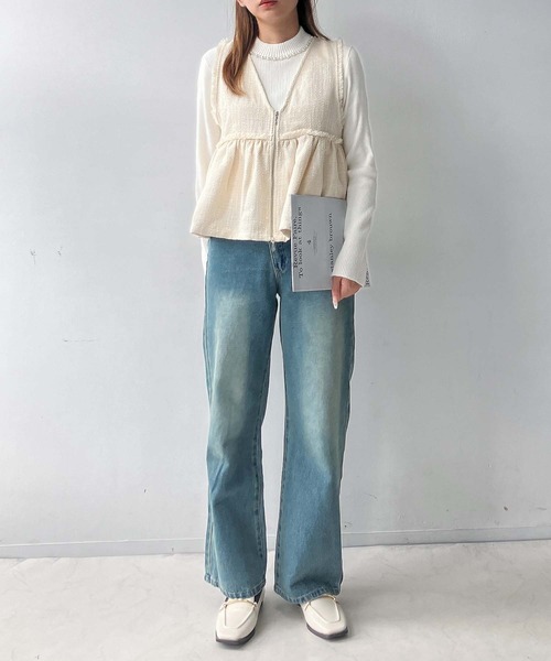 AS KNOW AS plus(アズノゥアズプラス)の「♪Wジップファスナー フリンジぺプラムベスト(ベスト・レディース・グレー/アイボリー/ブラック・FREE)」の5枚目の写真